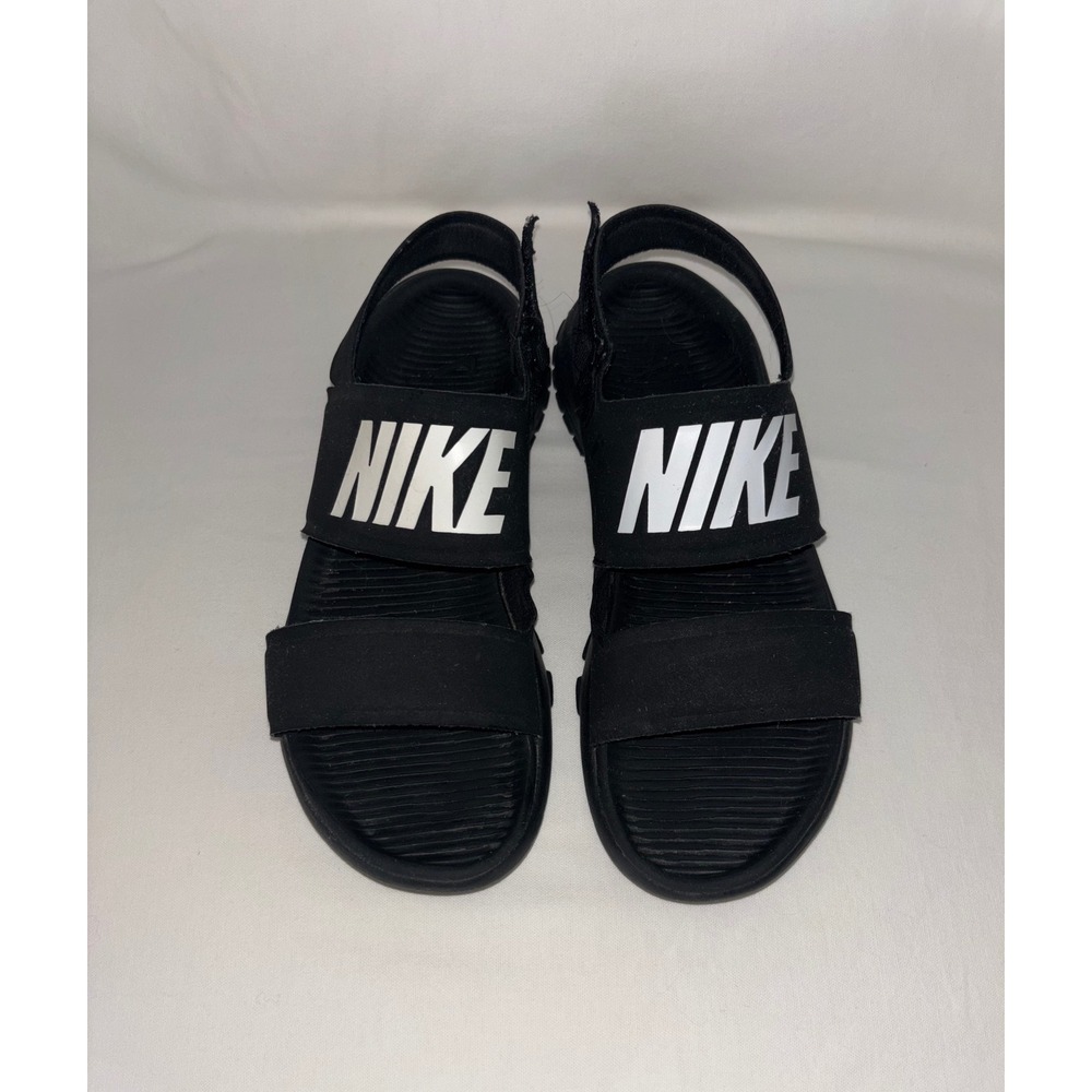 Nike Tanjun Comfort Sandals Women's Size 8 Black White Sport Slides